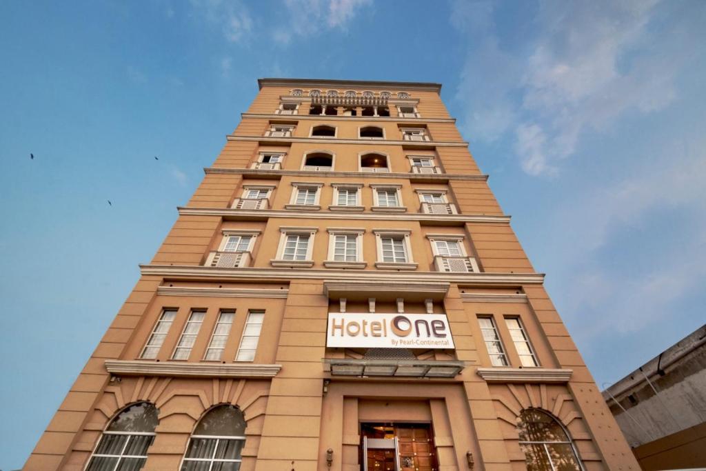 hotel-img