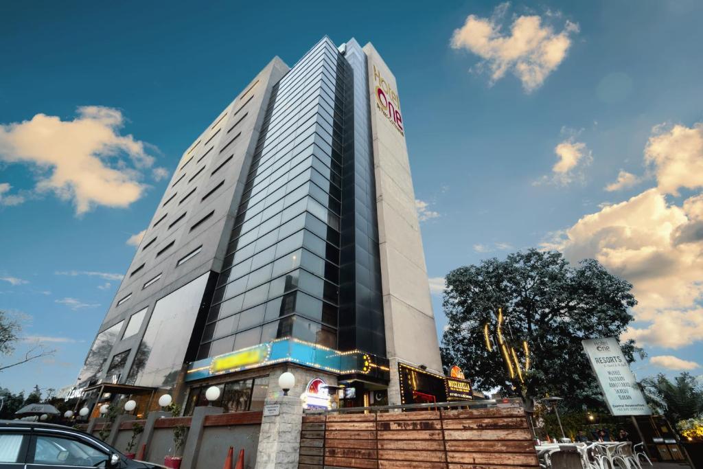 hotel-img