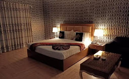 Hotel Versa Apartment and Lodges Lahore