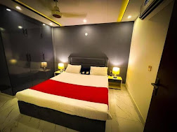 hotel-img