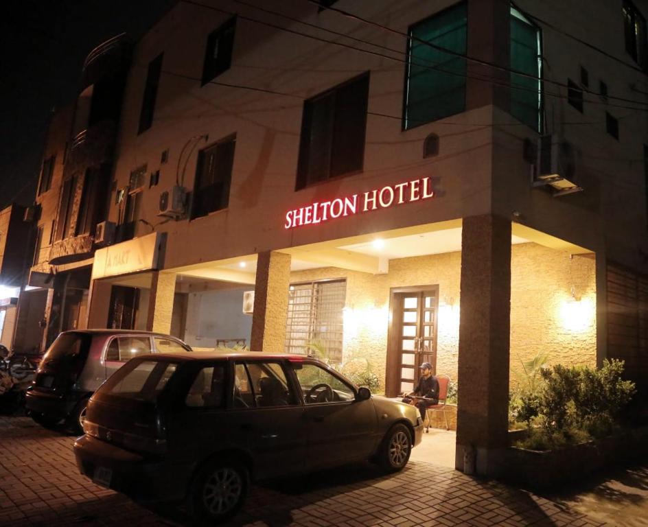 hotel-img
