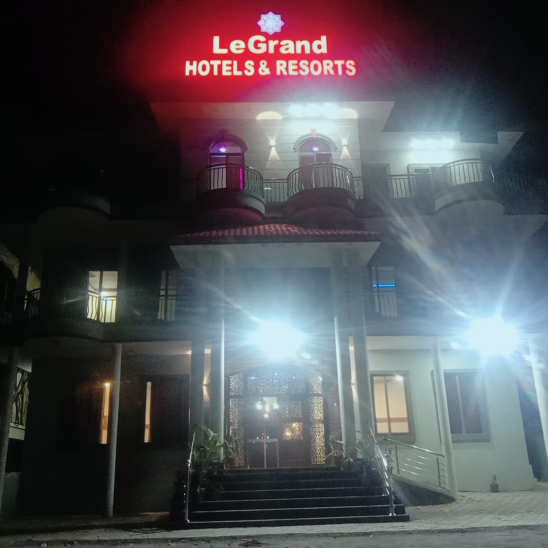 hotel-img