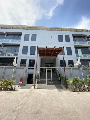 hotel-img