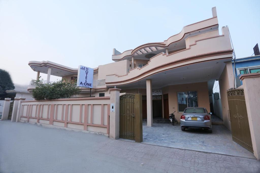 hotel-img