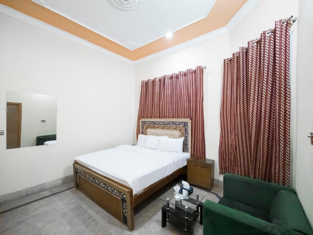Hotel A-One Multan