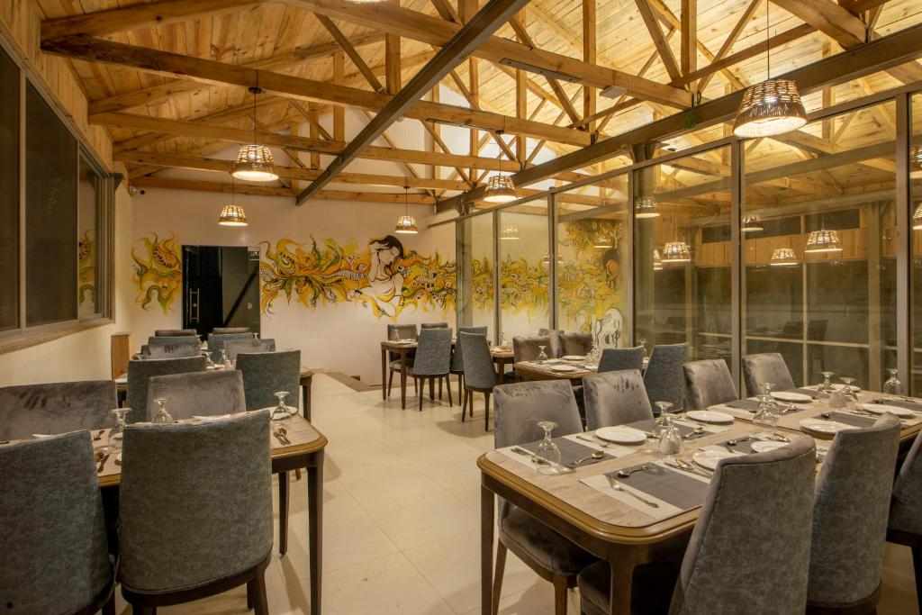 Cecil Hotel by Pearl-Continental