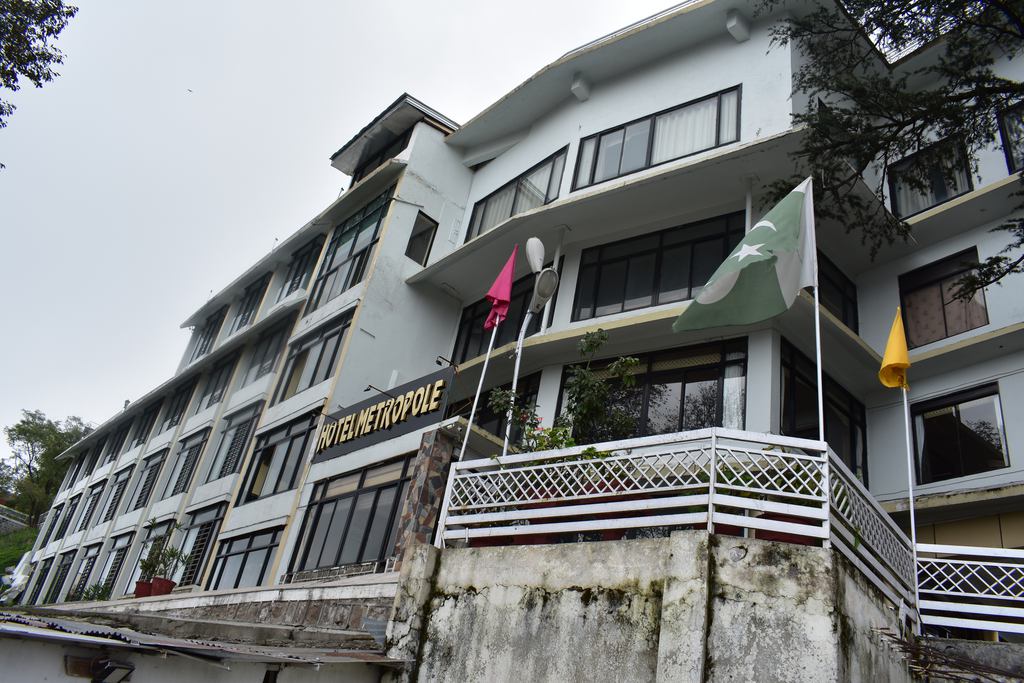 hotel-img