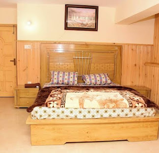hotel-img