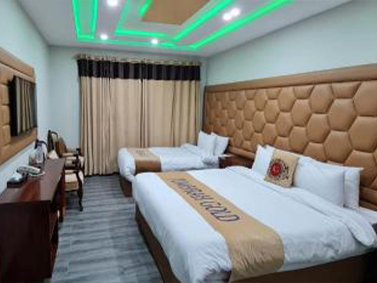 Jovial Gold Hotel