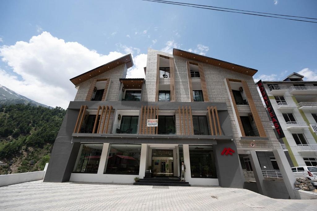 hotel-img