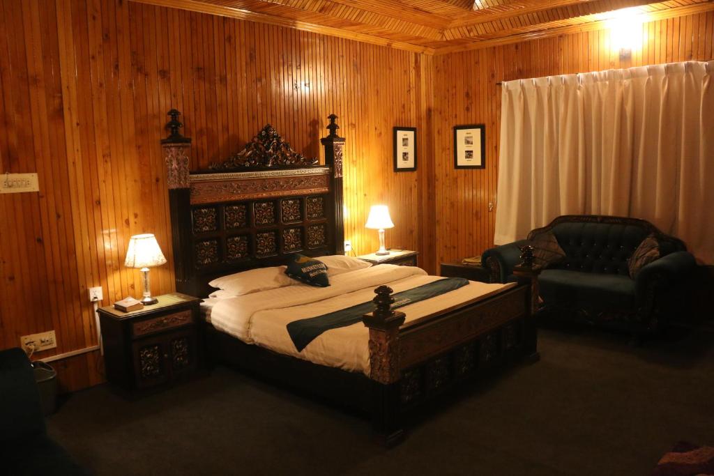 Musketeers Resort Naran