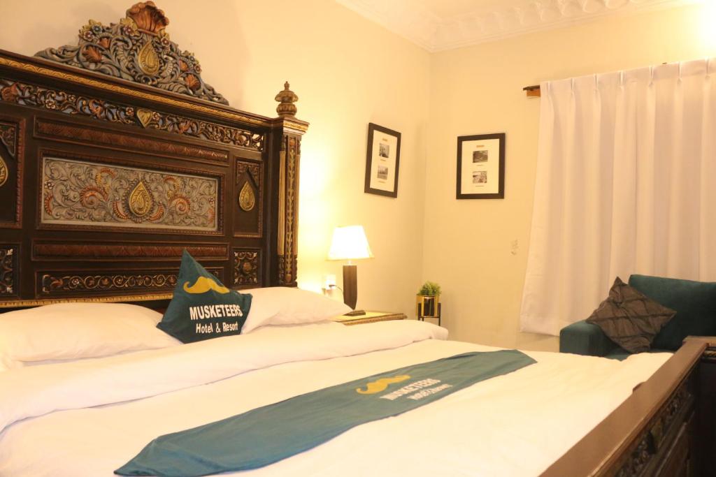 Musketeers Resort Naran