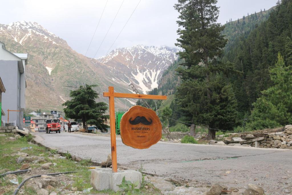Musketeers Resort Naran