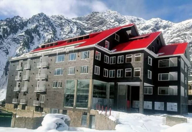 Naran Creek Hotel