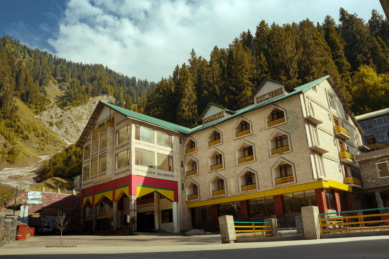 Northern Retreat Naran