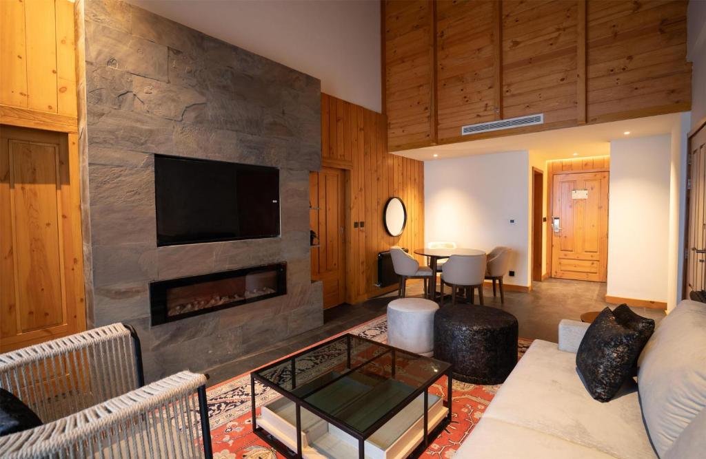 DoubleTree by Hilton Nathiagali