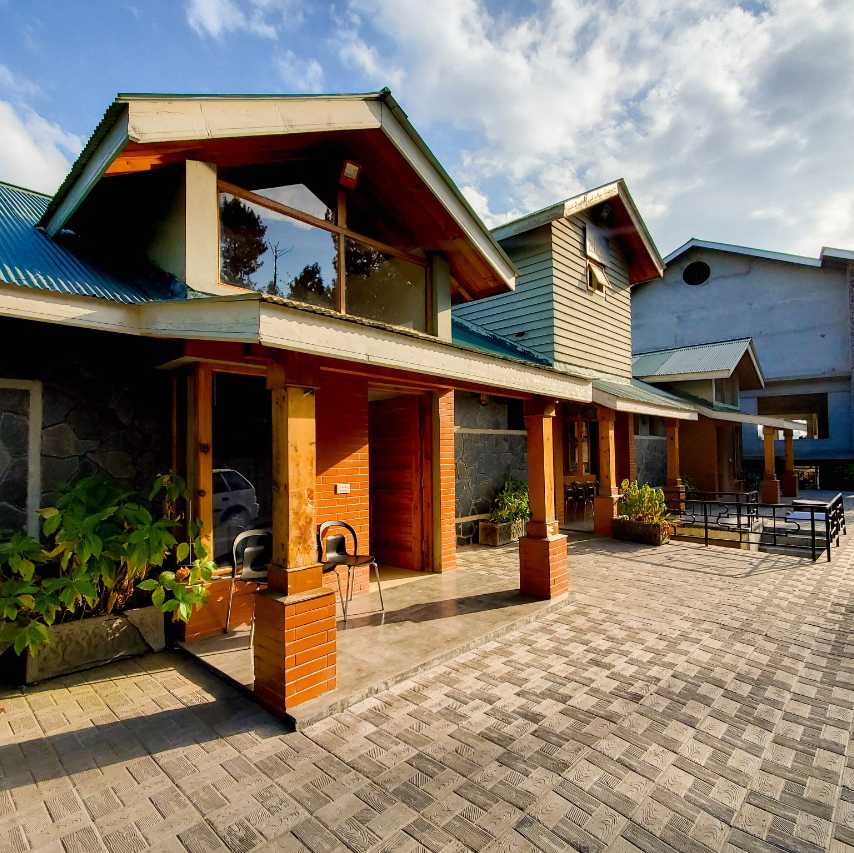 hotel-img