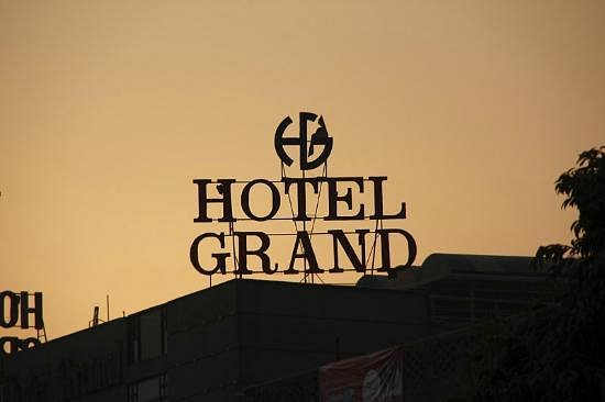 hotel-img