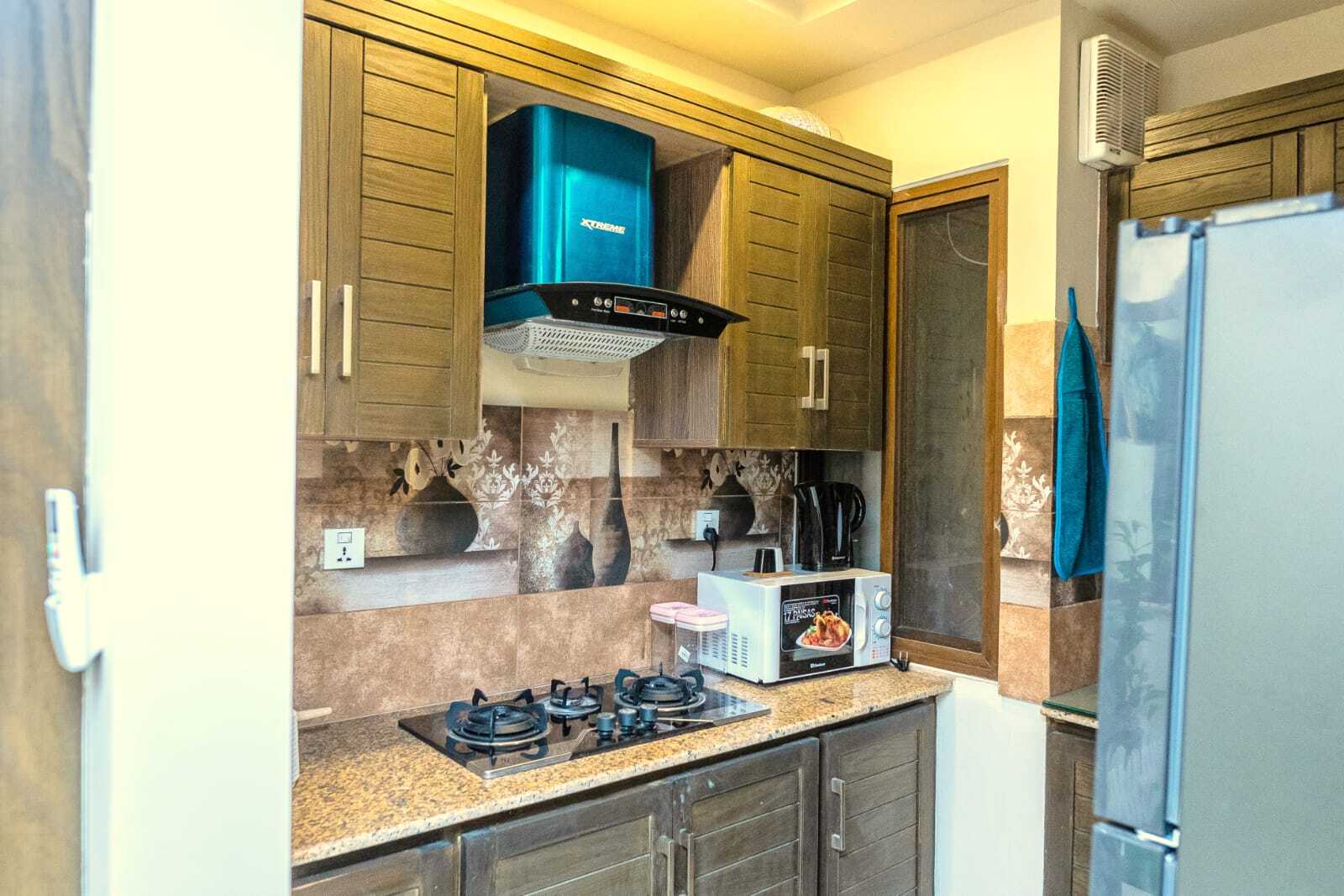 Luxurious Landing Apartments & Suites Bahria Town