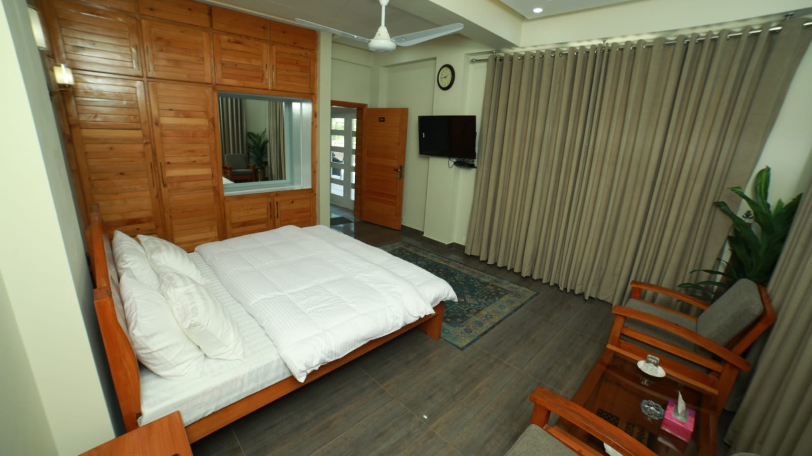 Vadi  Hotel