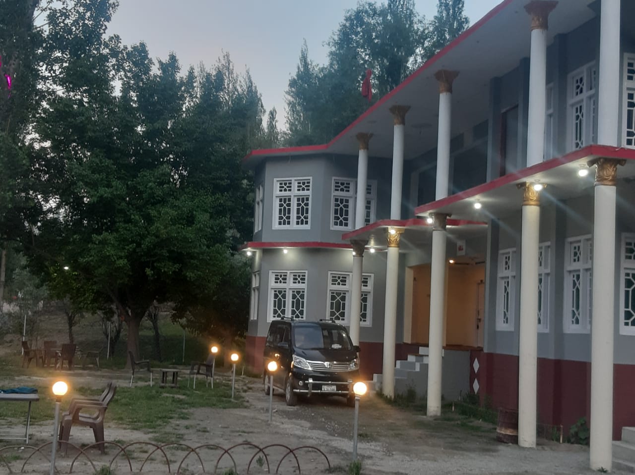 hotel-img