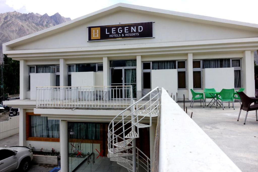 hotel-img