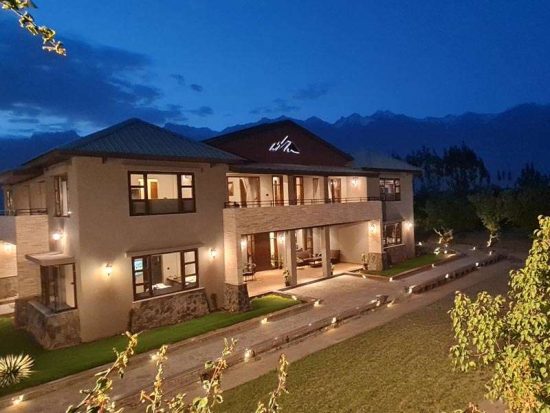 hotel-img