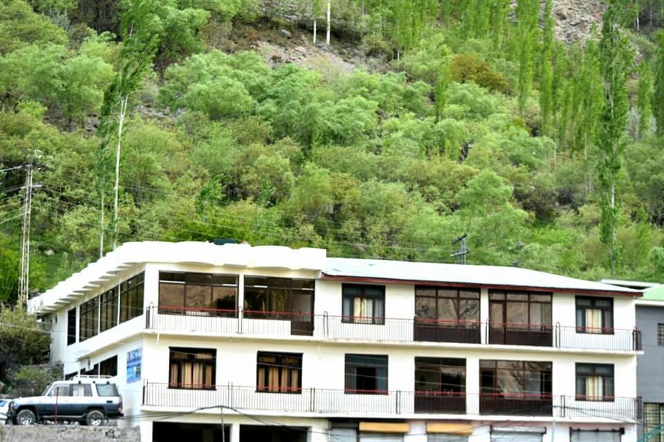 hotel-img