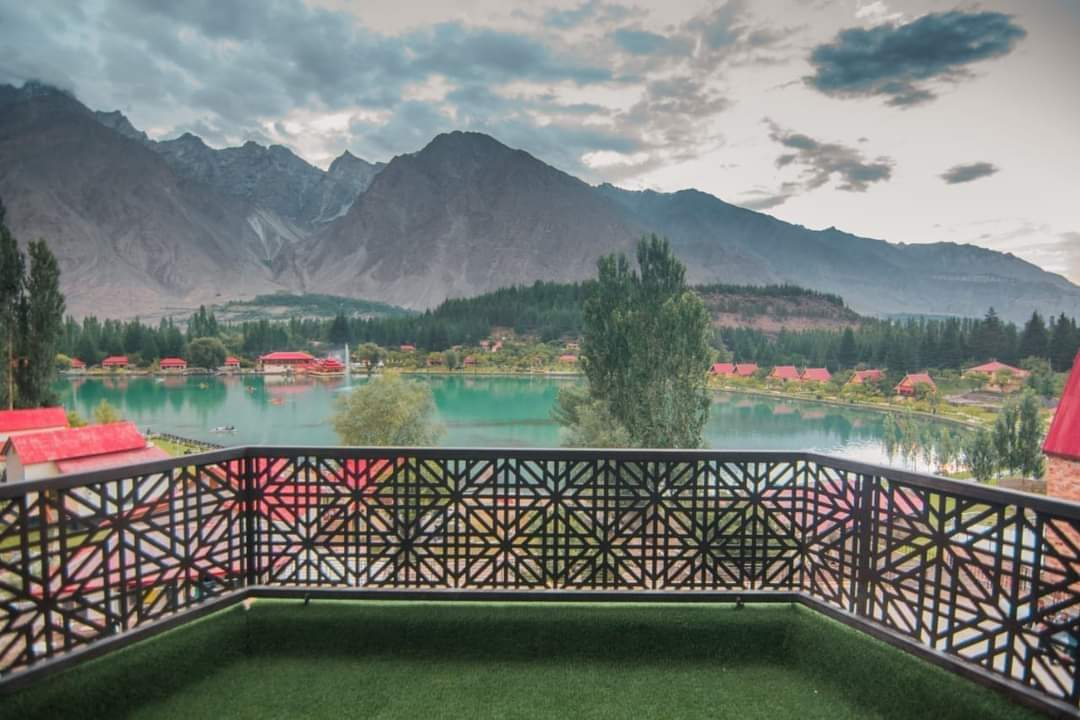 hotel-img