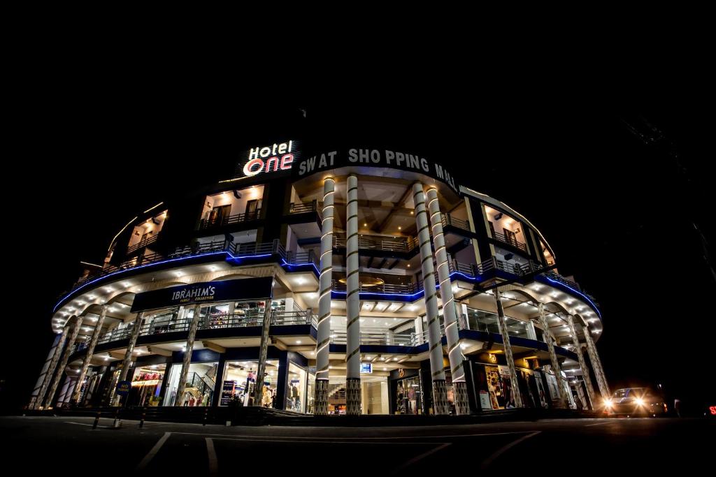 hotel-img