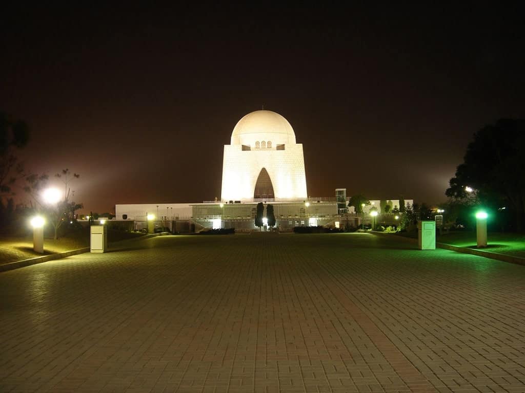 Book Hotel in Karachi