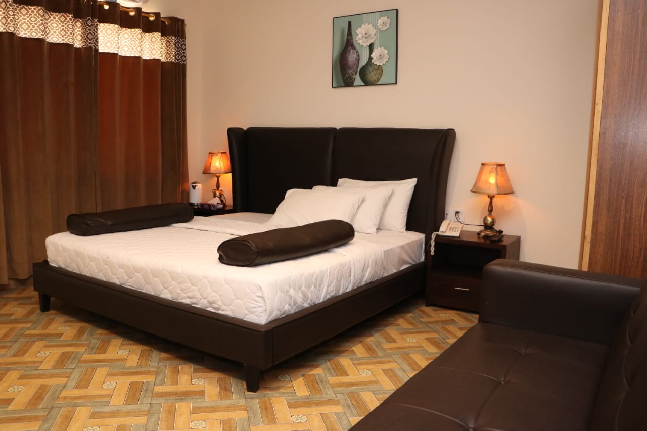 HOTEL DE MAANCHI BALAKOT