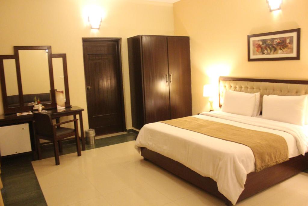 Hotel One Bahawalpur