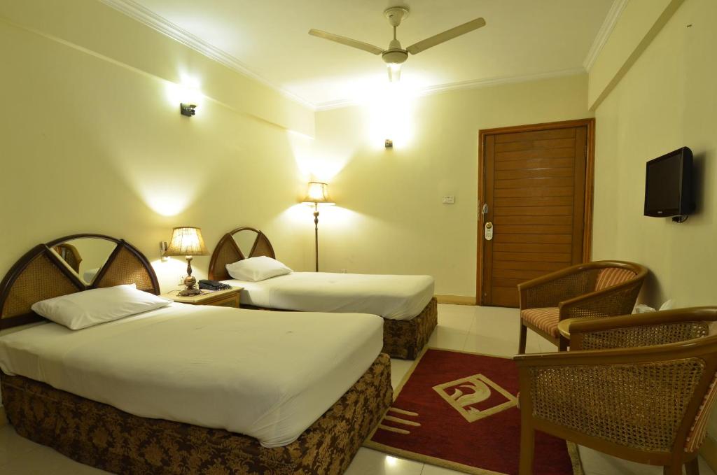 Pak Continental Hotel