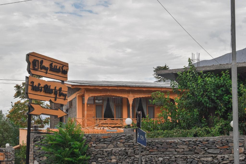 Roomy Hindukush Serai