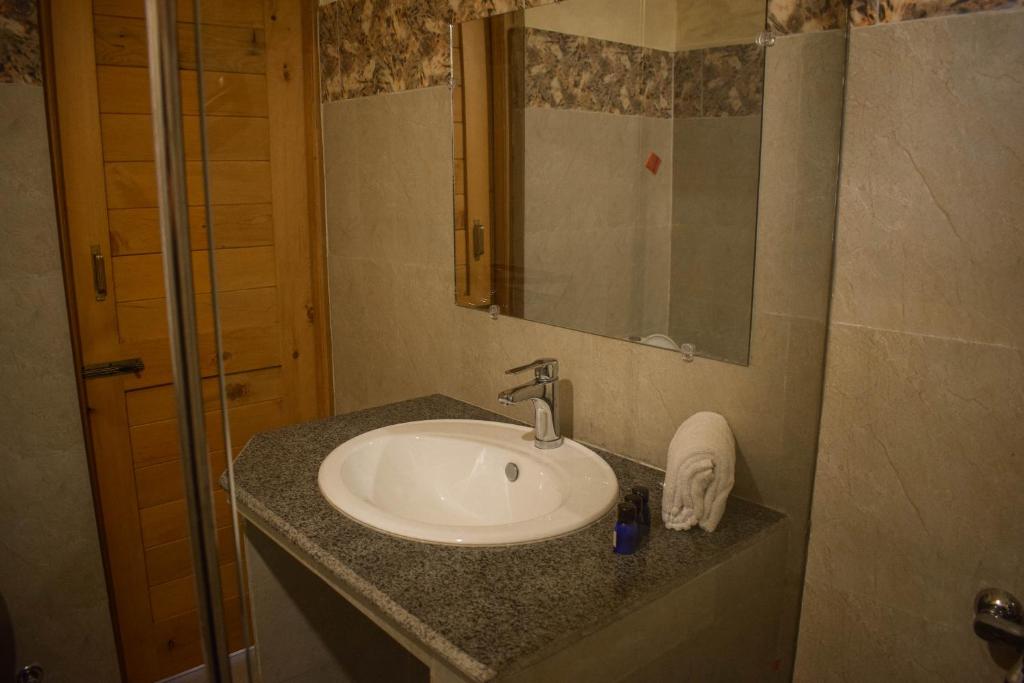 Roomy Hindukush Serai