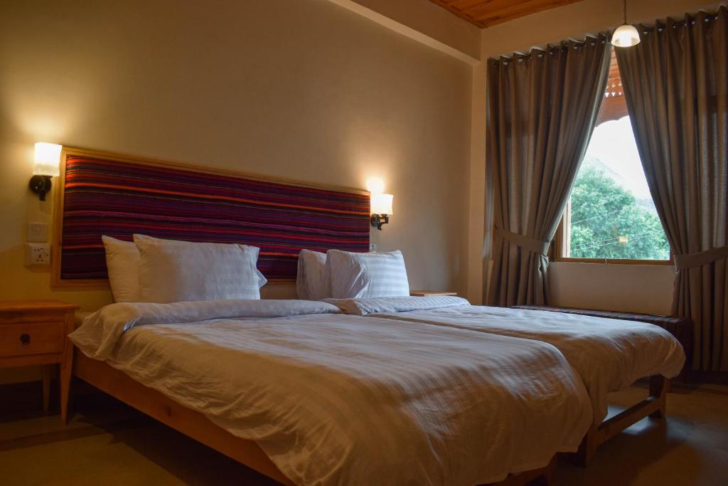Roomy Hindukush Serai