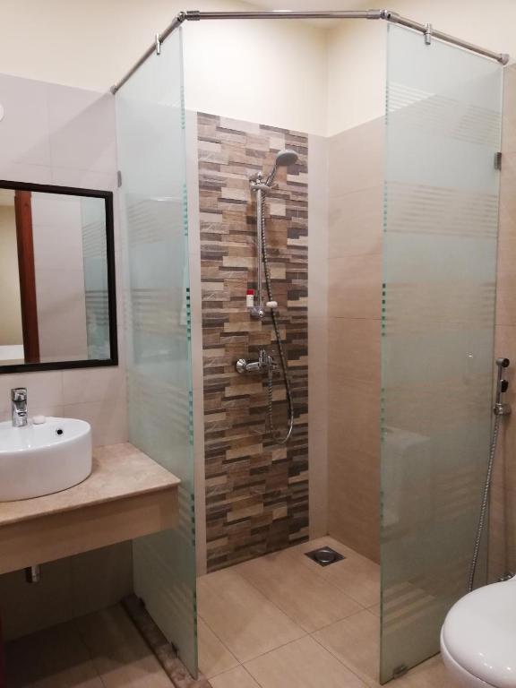 Avari Xpress Kohinoor