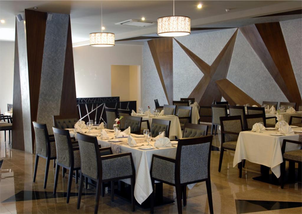 West Inn Hotel Faisalabad