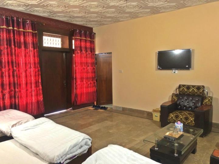 babar house