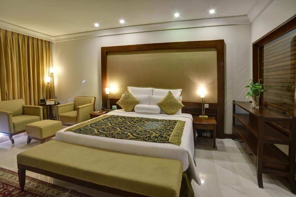 Zaver Pearl Continental Hotel