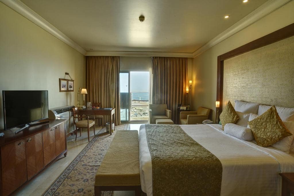 Zaver Pearl Continental Hotel