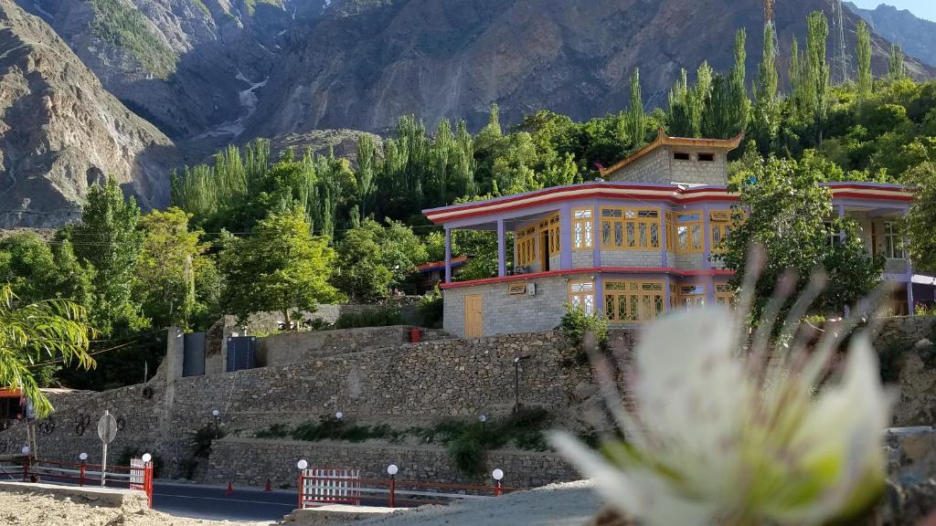 Hikal Guest House