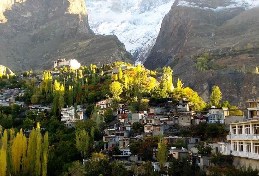 Hilltop Hotel Hunza