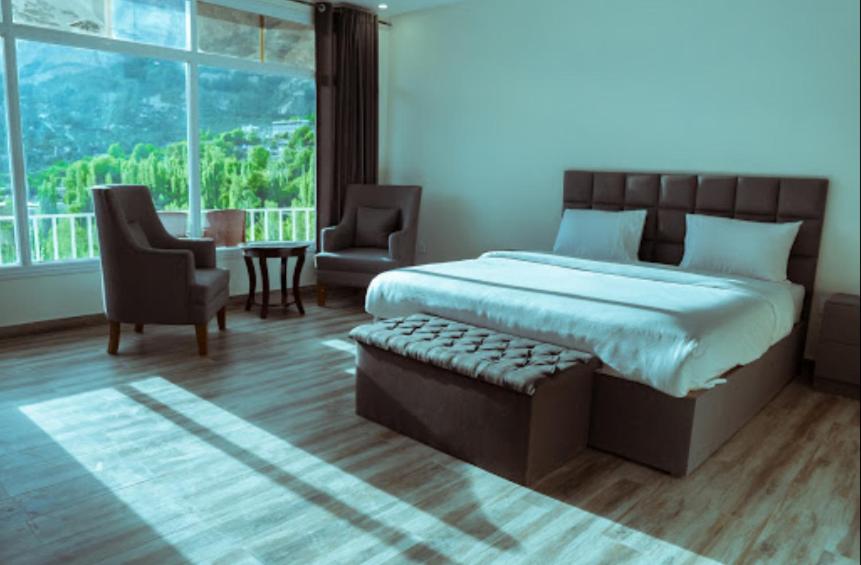Hilltop Hotel Hunza