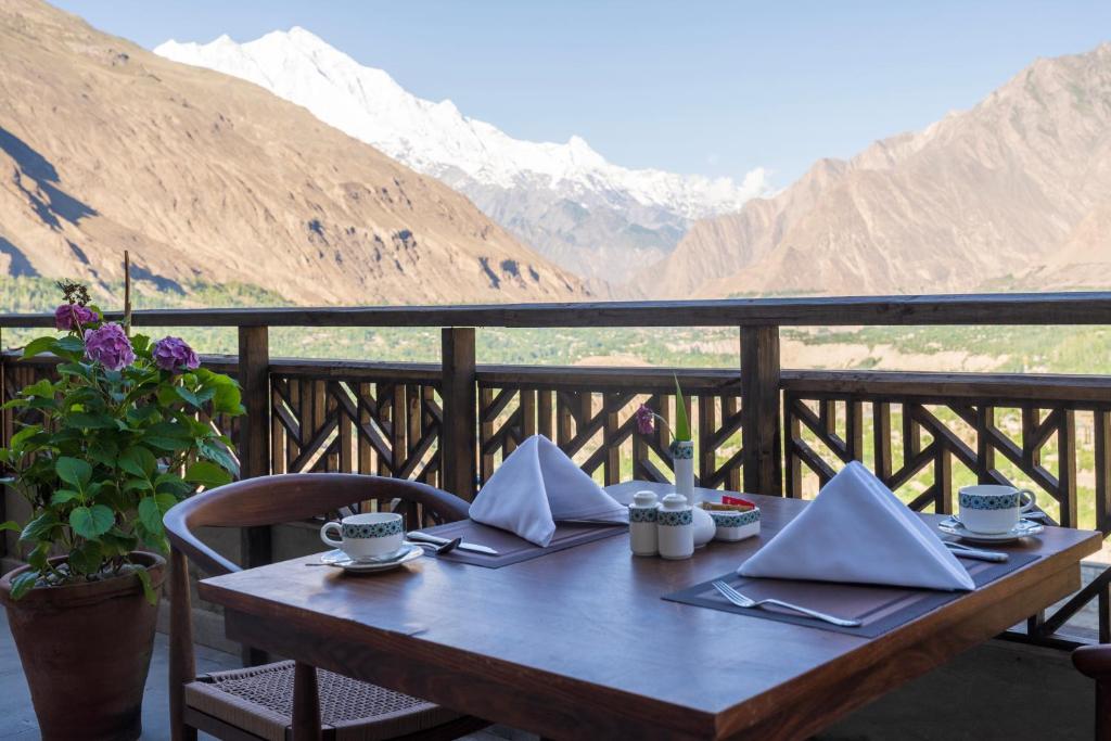 Hunza Serena Hotel