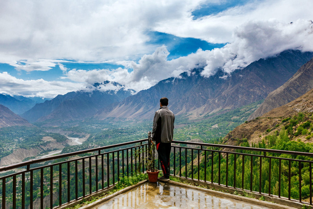 Roomy Vintage Hunza