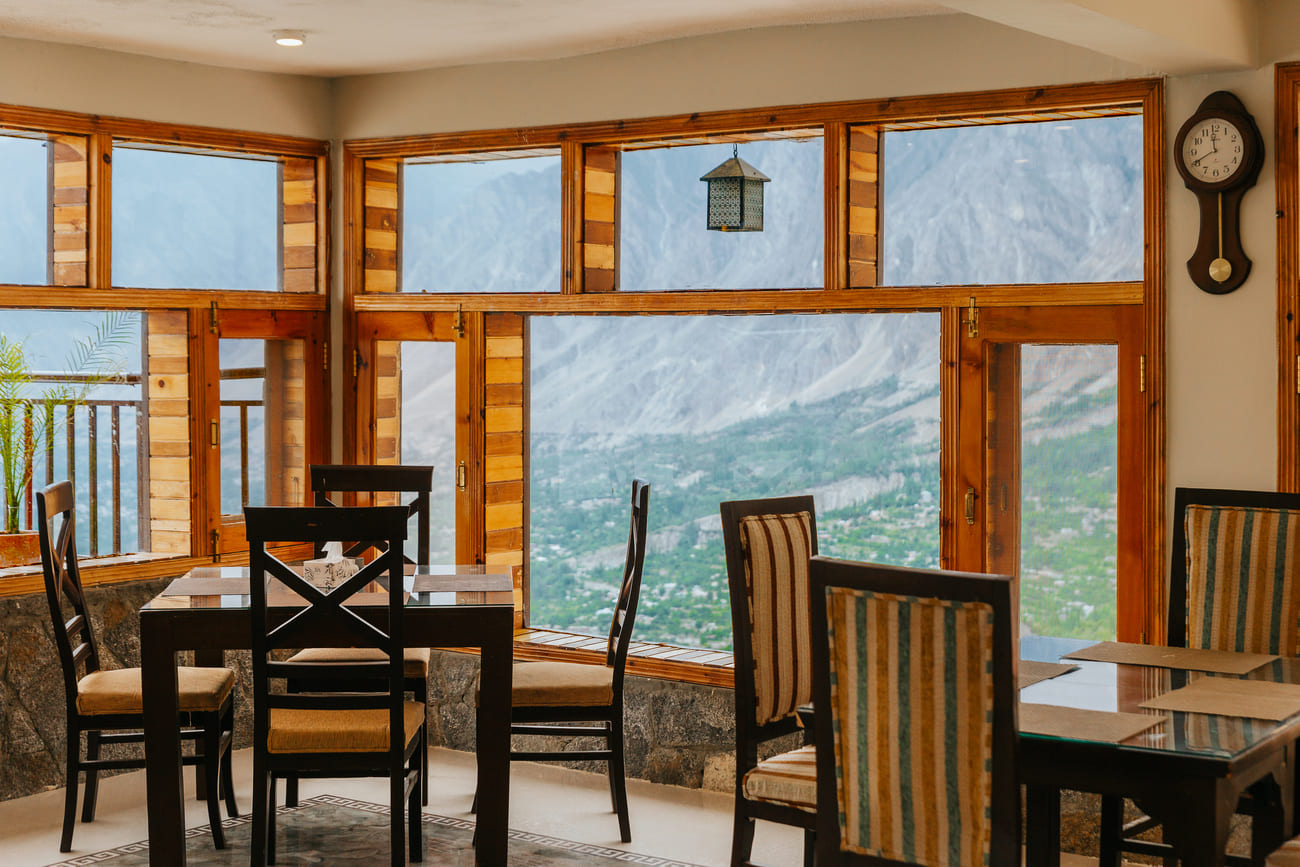 Roomy Vintage Hunza