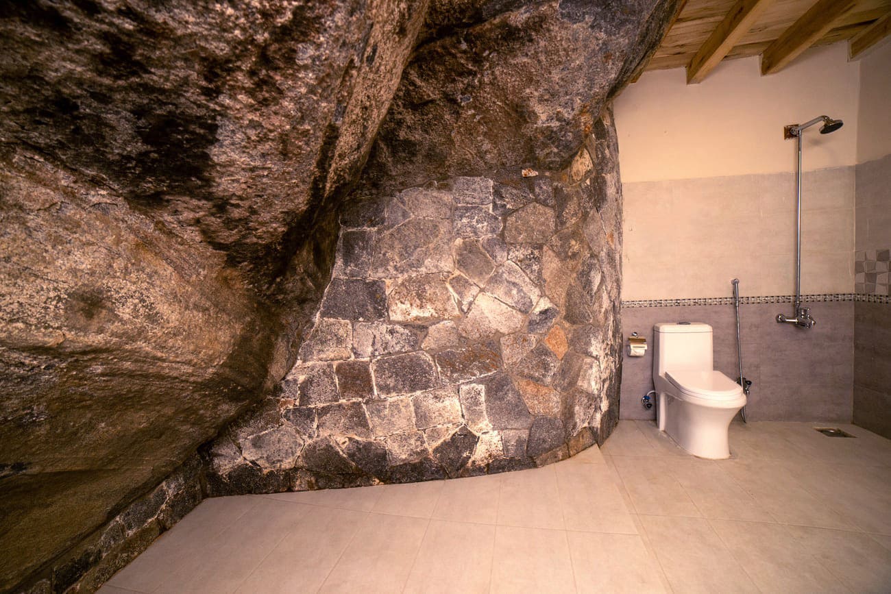 Roomy Vintage Hunza