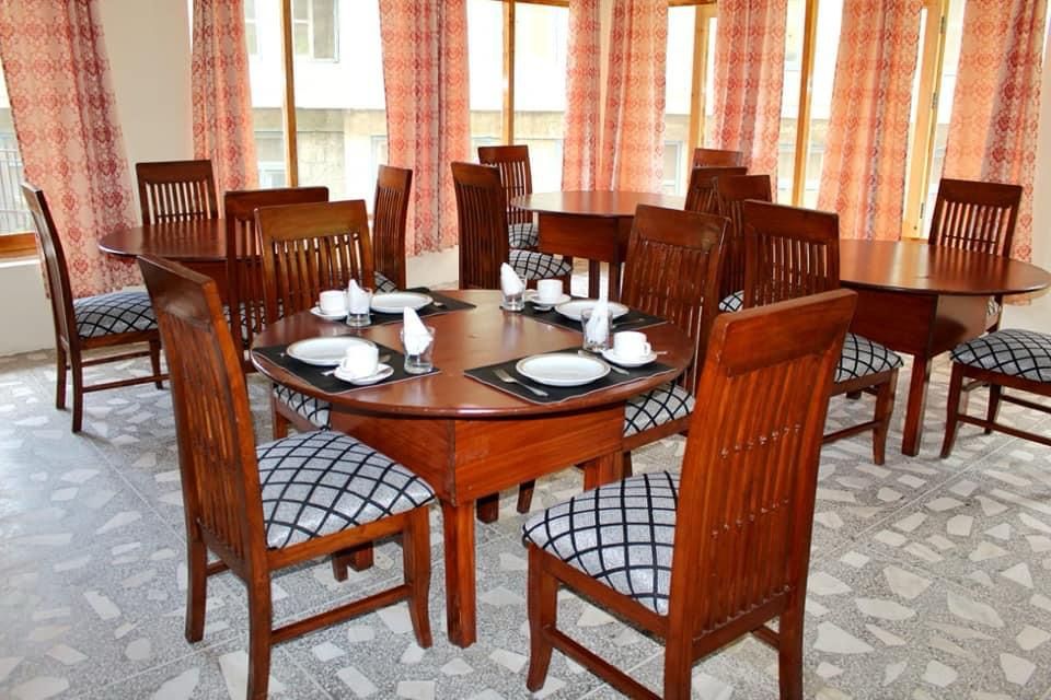 White Apricot Lodge
